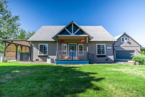 Spacious Family Home with Hot Tub